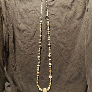 Elegant Beaded Necklace - Black, Gold, Silver
